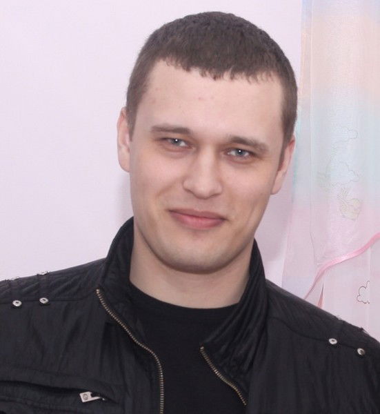 Константин Лакомченко