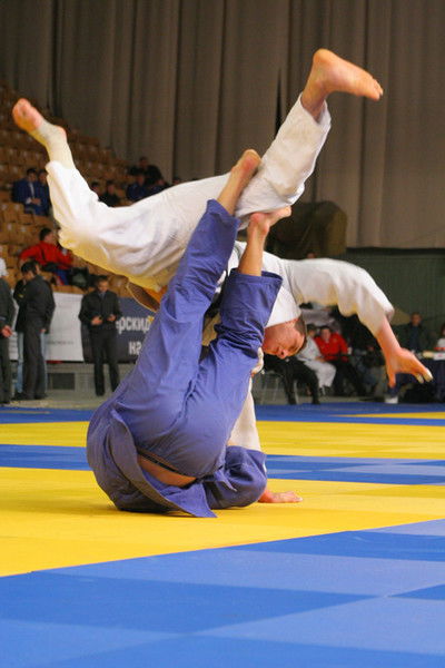 Исраил Хотамов