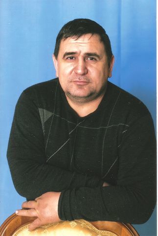 Илья Ахматовский