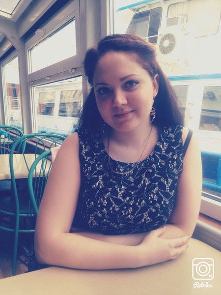 Елена Азизова