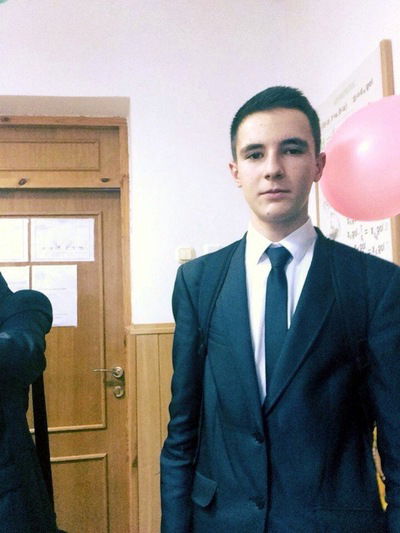 Сергей Овчаренко