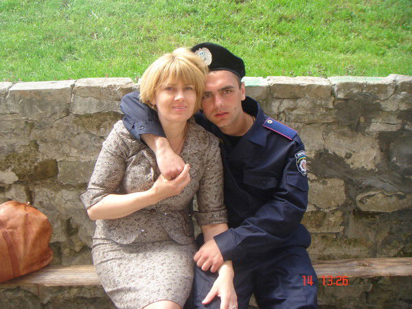 Пчелка Домашняя