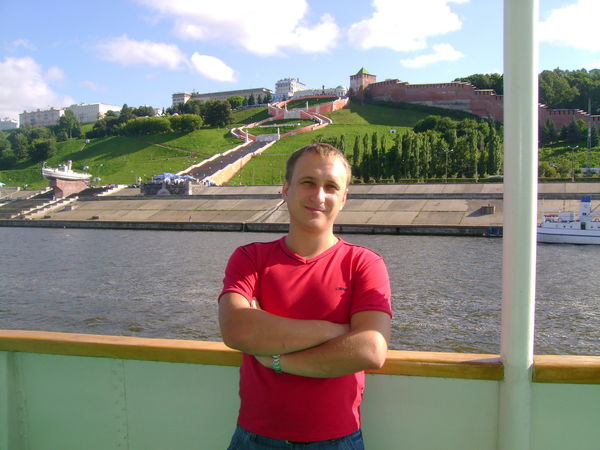 Александр Лебедев