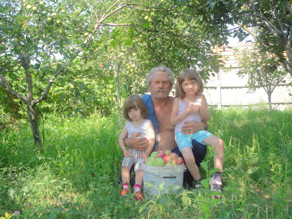 Борис Щапов