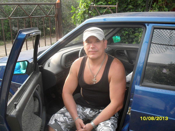 Александр Белов