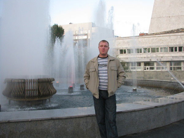 Денис Коробко