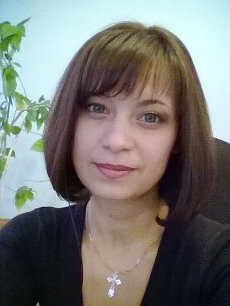 Елена Листопадова