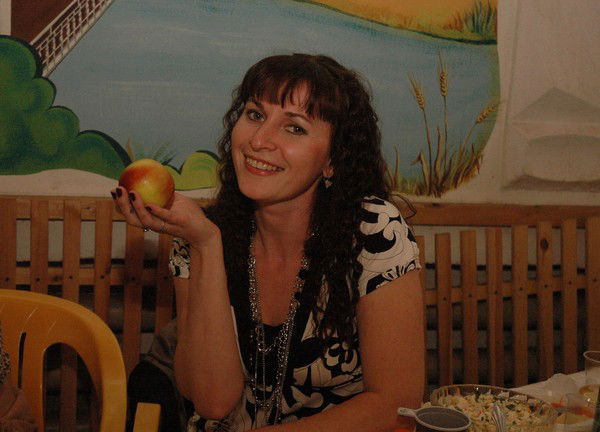 Елена Левина