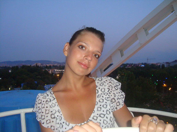 Алёна Овчиникова