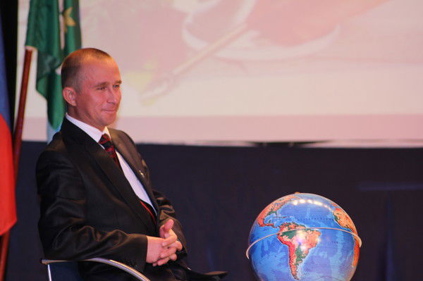 Игорь Семенов