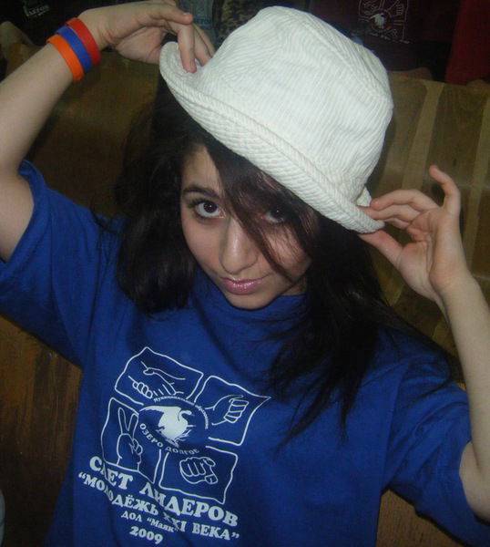 Женик М...ян