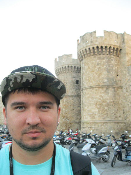 Назар Снисаренко