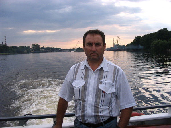 Андрей Петров