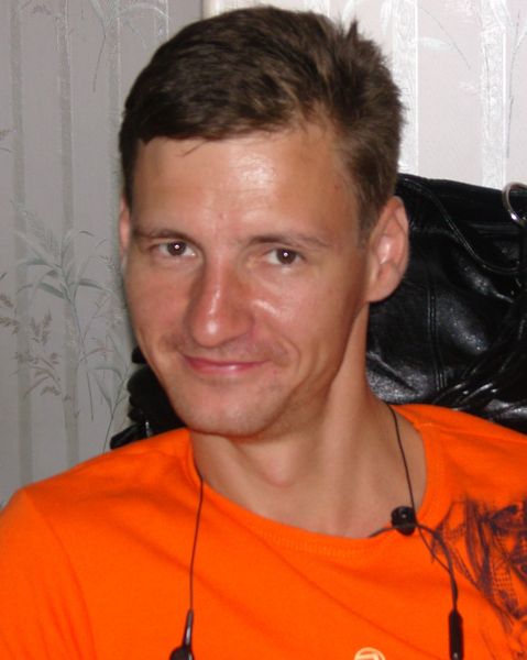 Роман Фархутдинов