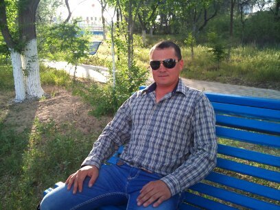 Алексей Тихонов