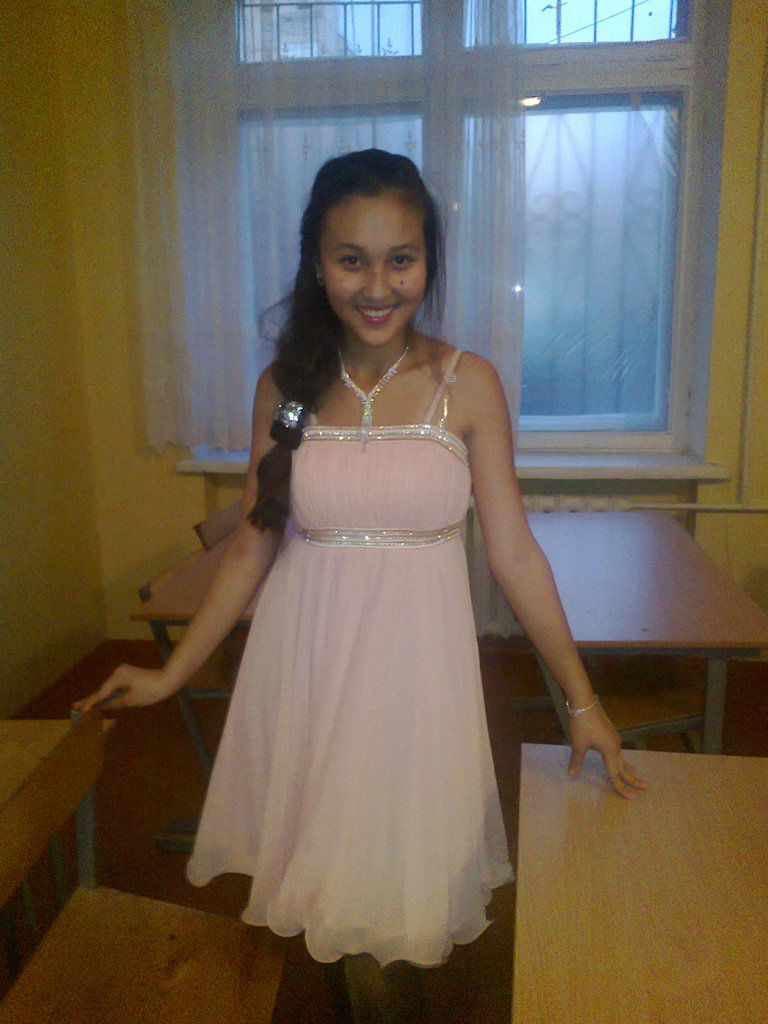 *назико Ауез*