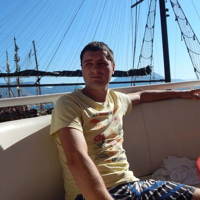 Михаил Степанов