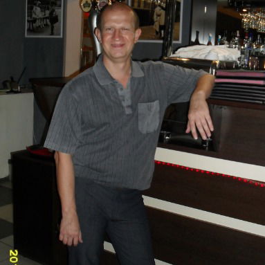 Алексей Деревянко