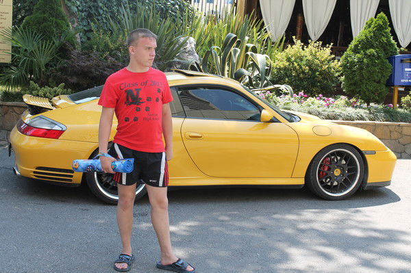 Максим Чемоданов