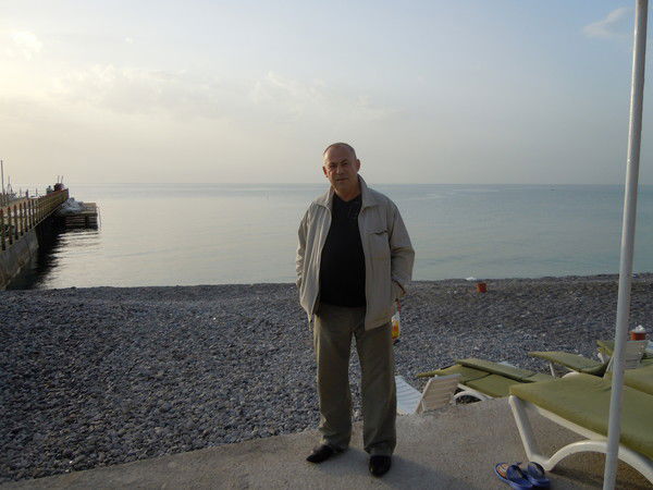 Владимир Попов