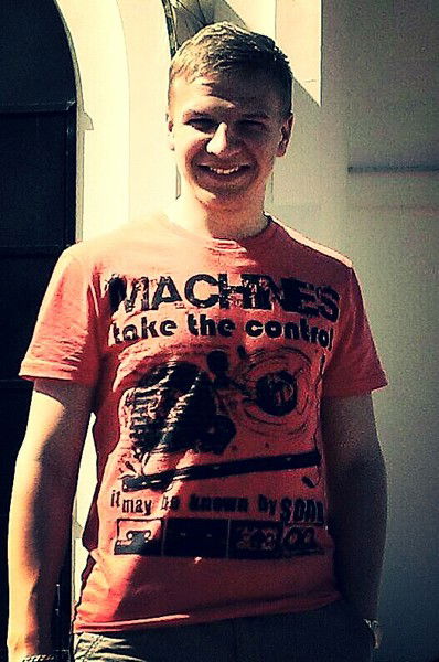 Александр Сенин