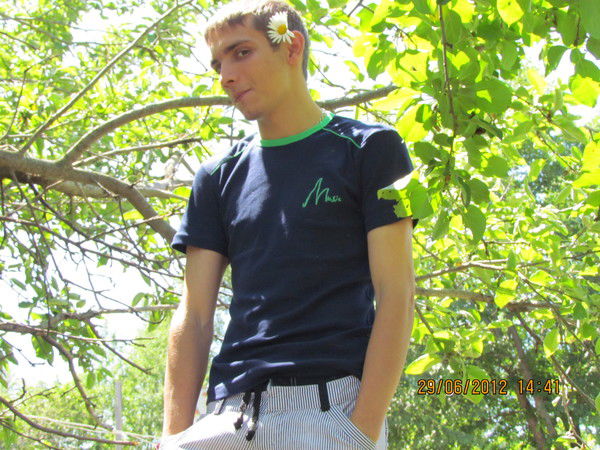 !лёньчик! ,,,