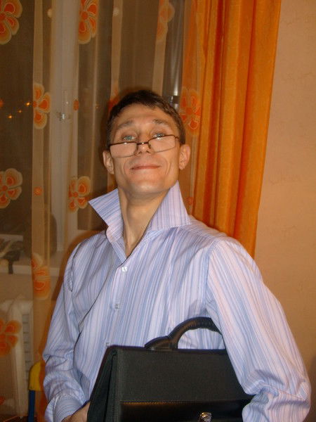 Максим Чарушин