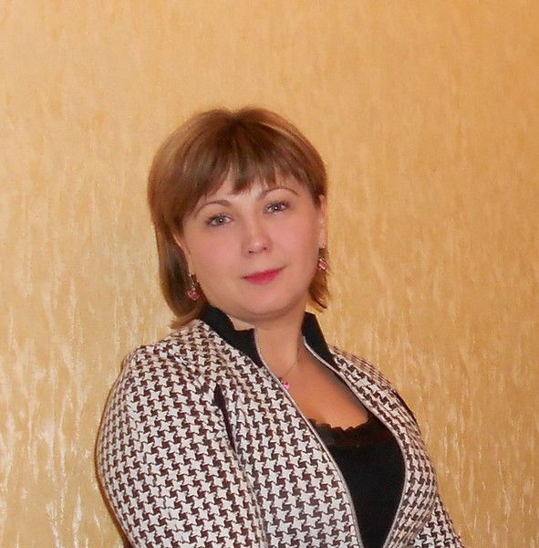 Любовь Толстых