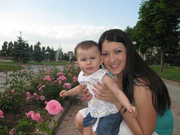 Анюта Кожаманова