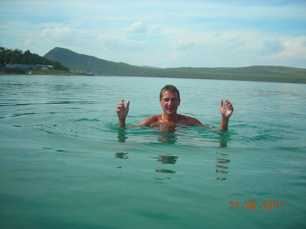 Слава Попов