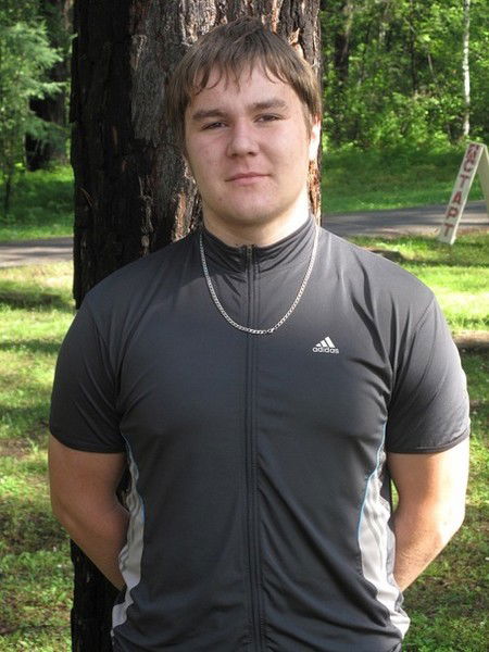 Максим Голик