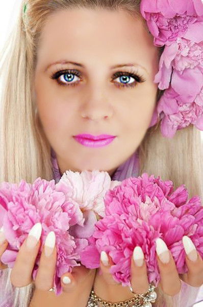 Таня Плотникова