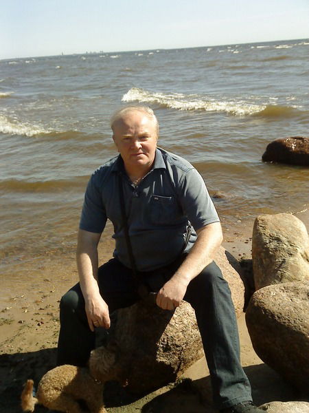 Александр Гребенюк