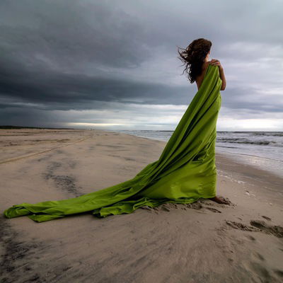 Айга Сатканова