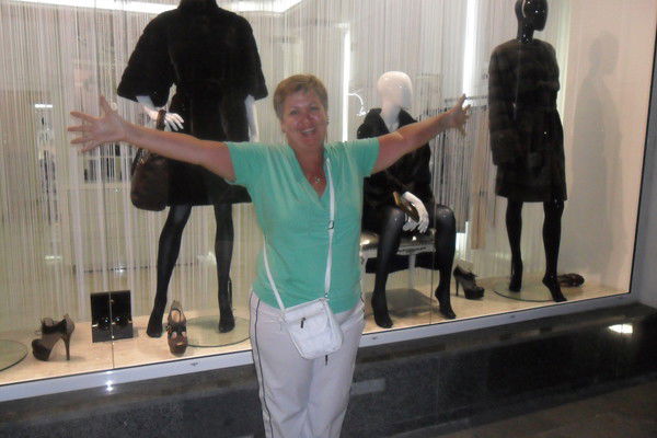 Лариса Зоря