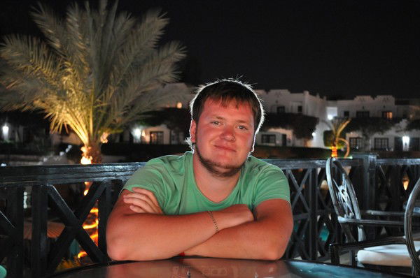 Александр Петров