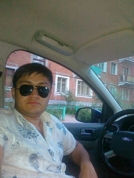 Карим Узаков