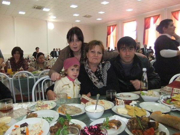 Зайнаб Ахмедханова