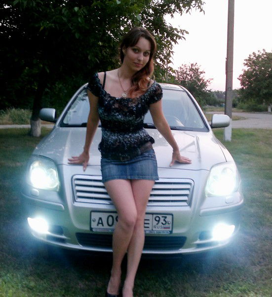 Танюша Енаке