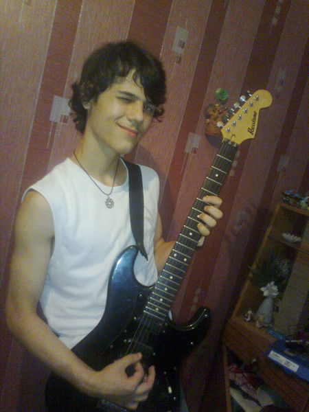 Андрей Славов