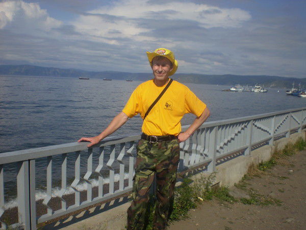 Евгений Попов