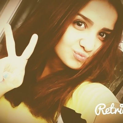 Таня Попова