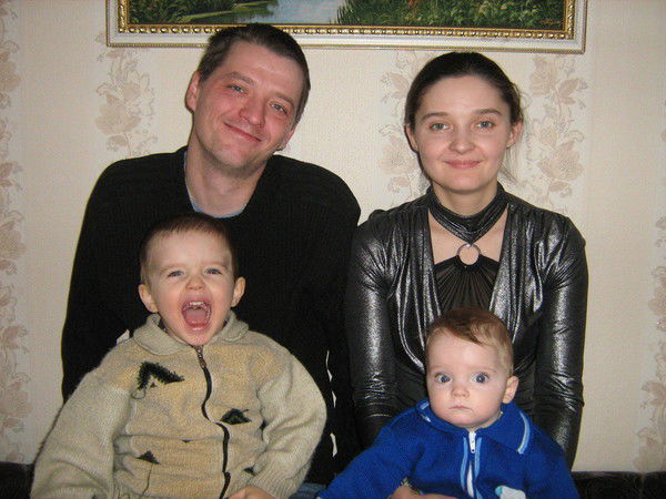 Денис Хватов