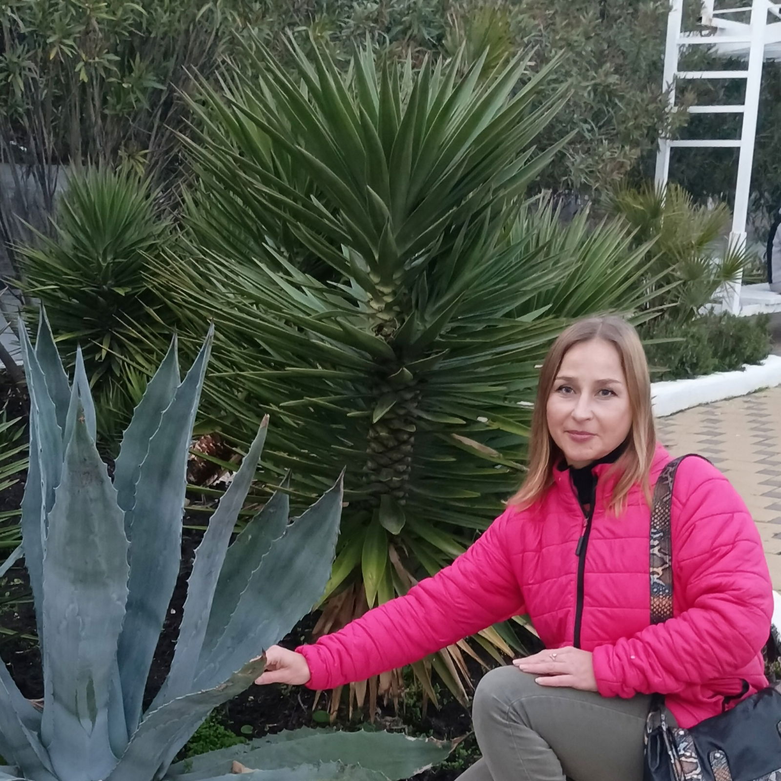 *Елена Сергеевна*