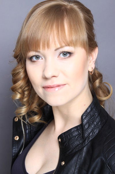 Елена Карнакова