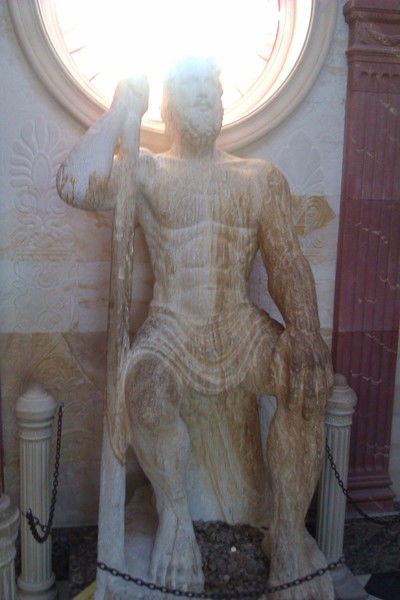 Илюс Ахтариев