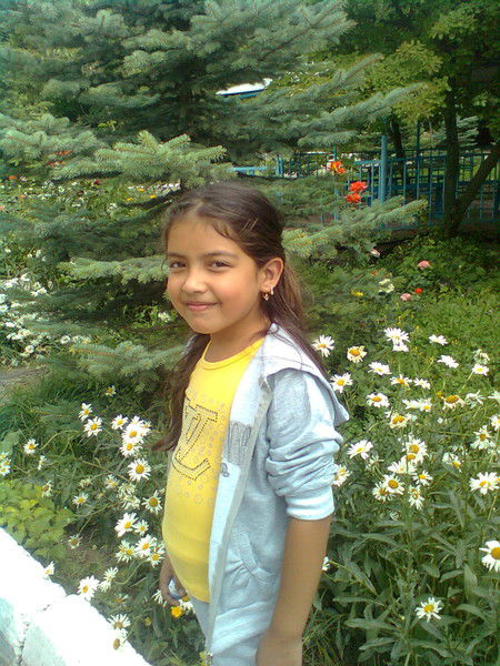 Лола Юльчиева