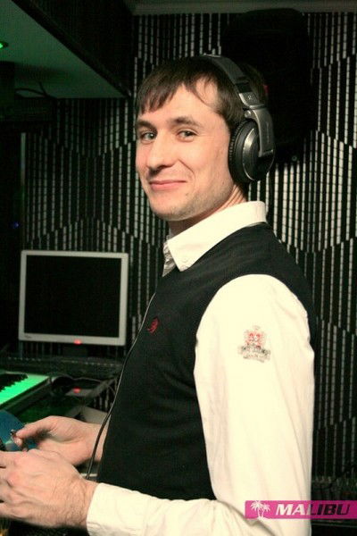 Максим Белов