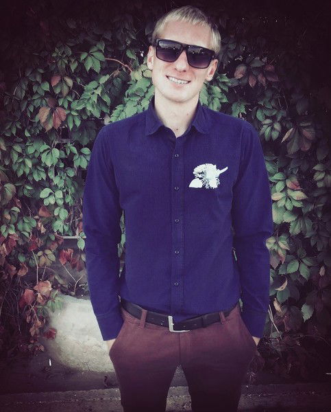 Олег Бондаренко