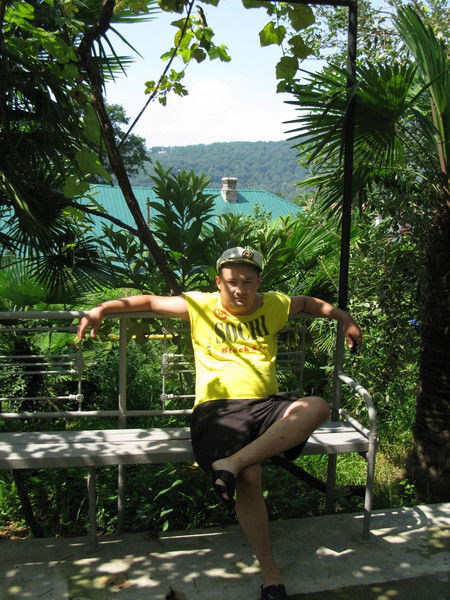 Владимир Максимов